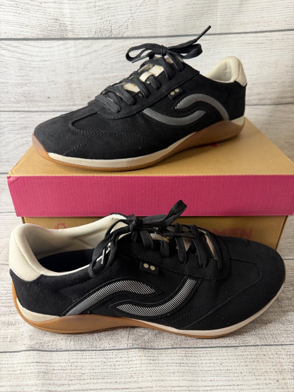 Ryka Women's Era Sneaker Size 9 Wide